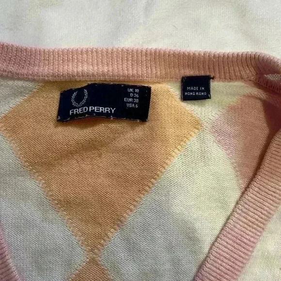 Fred Perry Sweater - Picture 4 of 5